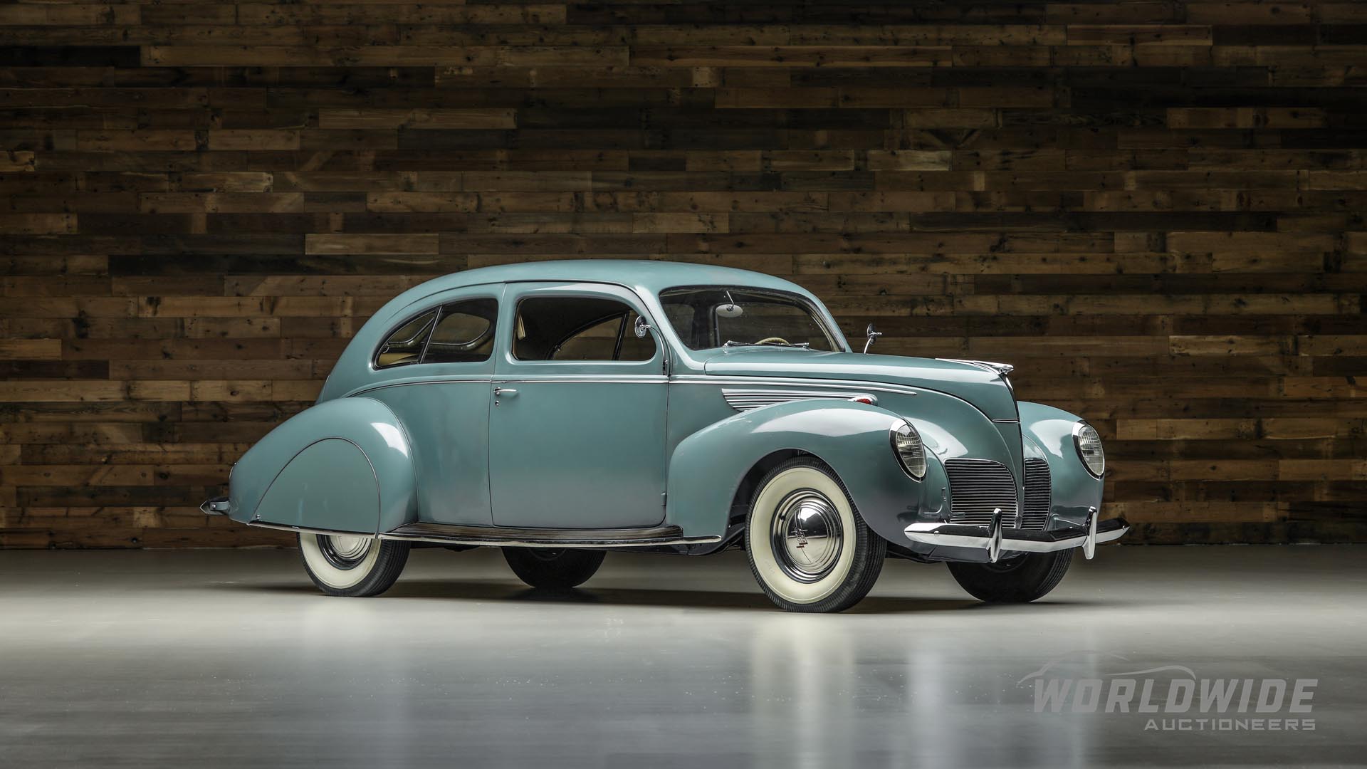 1938 Lincoln Zephyr Two-Door Coupe-Sedan