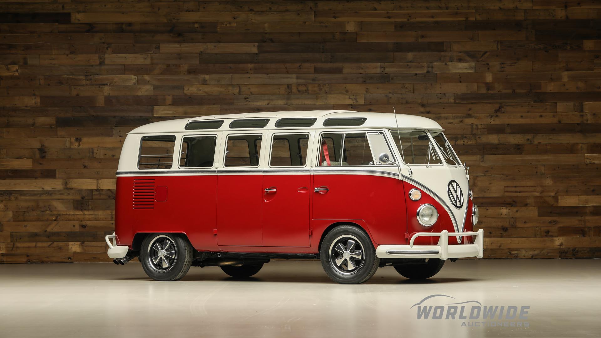 1967 Volkswagen Deluxe Samba 21-Window 'Outlaw' Microbus