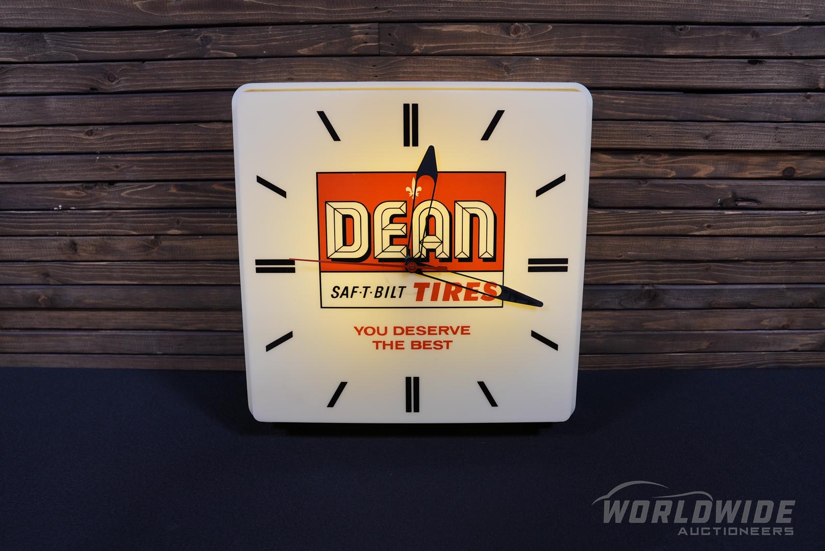 Dean Tires Lighted Clock