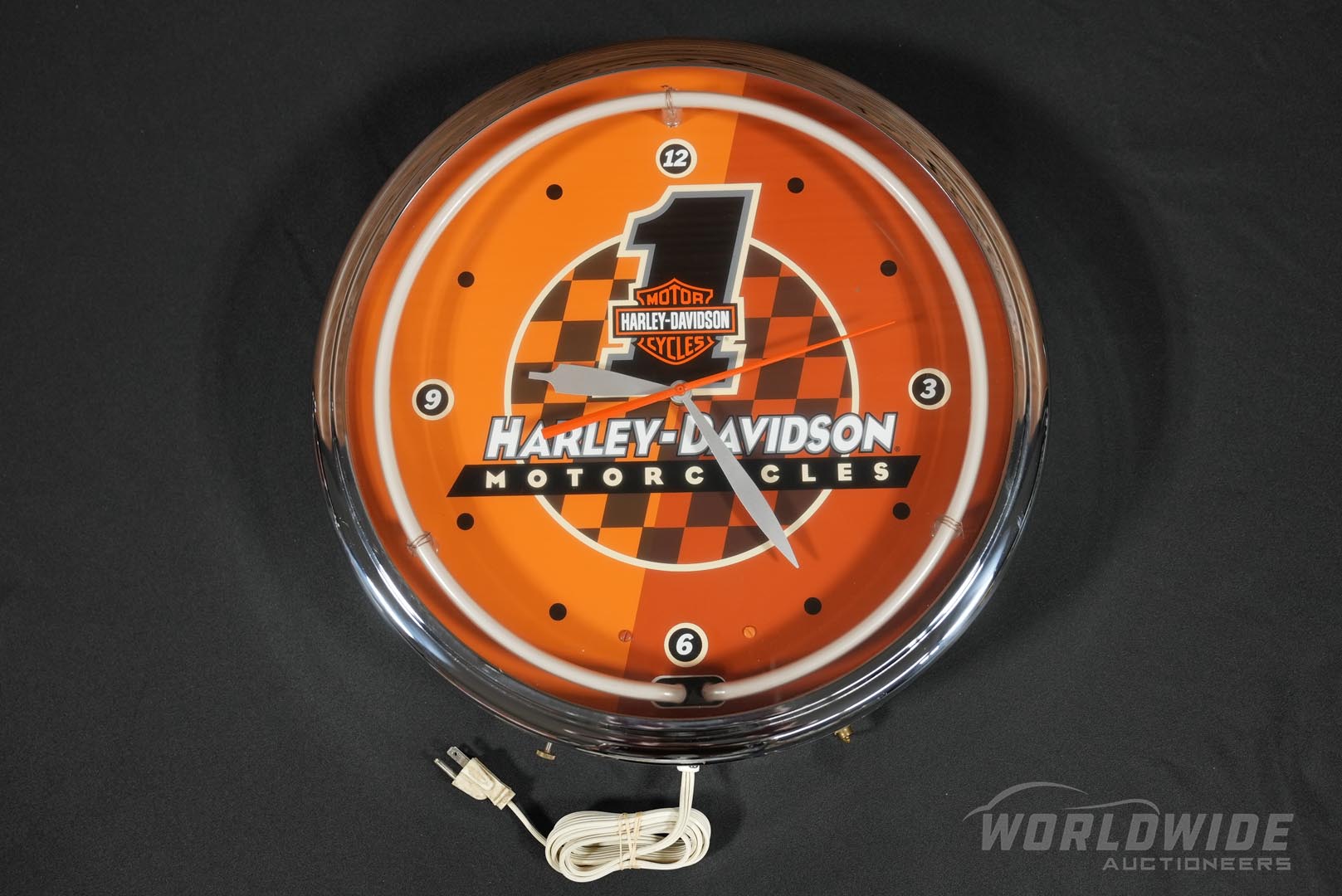 Harley-Davidson Neon Lighted Clock - Reproduction