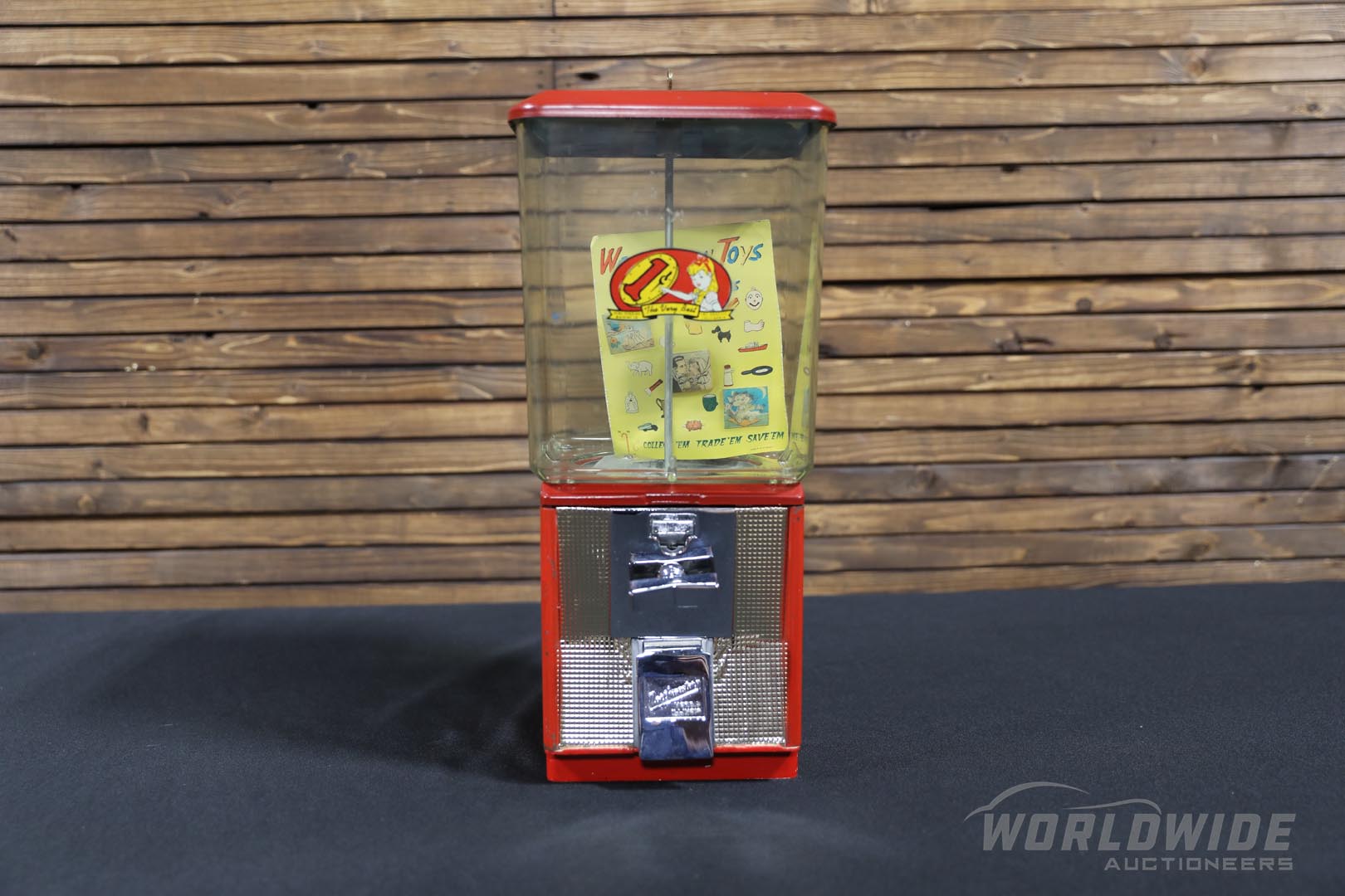 Northwestern Super 60 Penny Vending Machine with Key