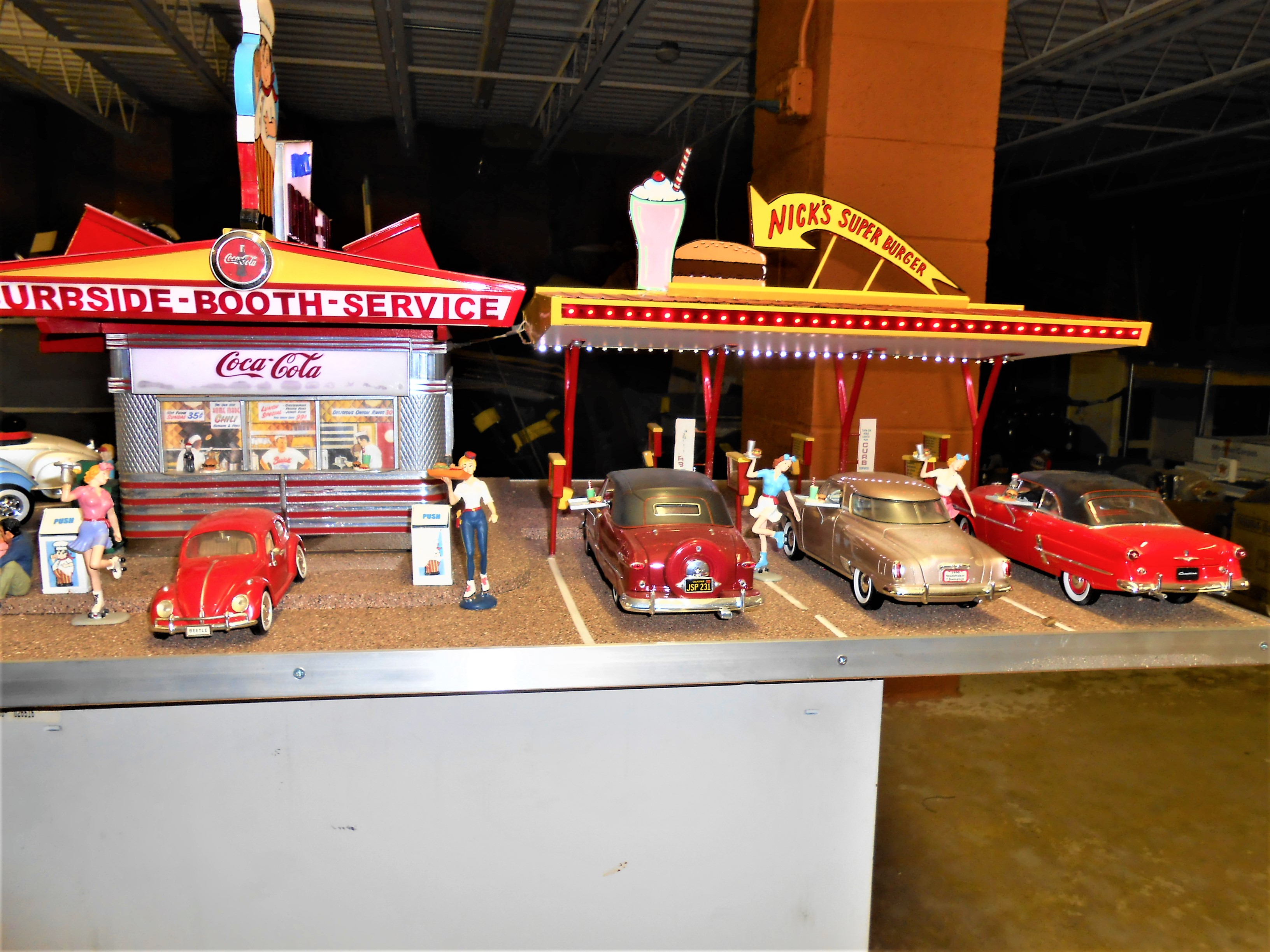 Nick's Super Burger Drive-In Diorama