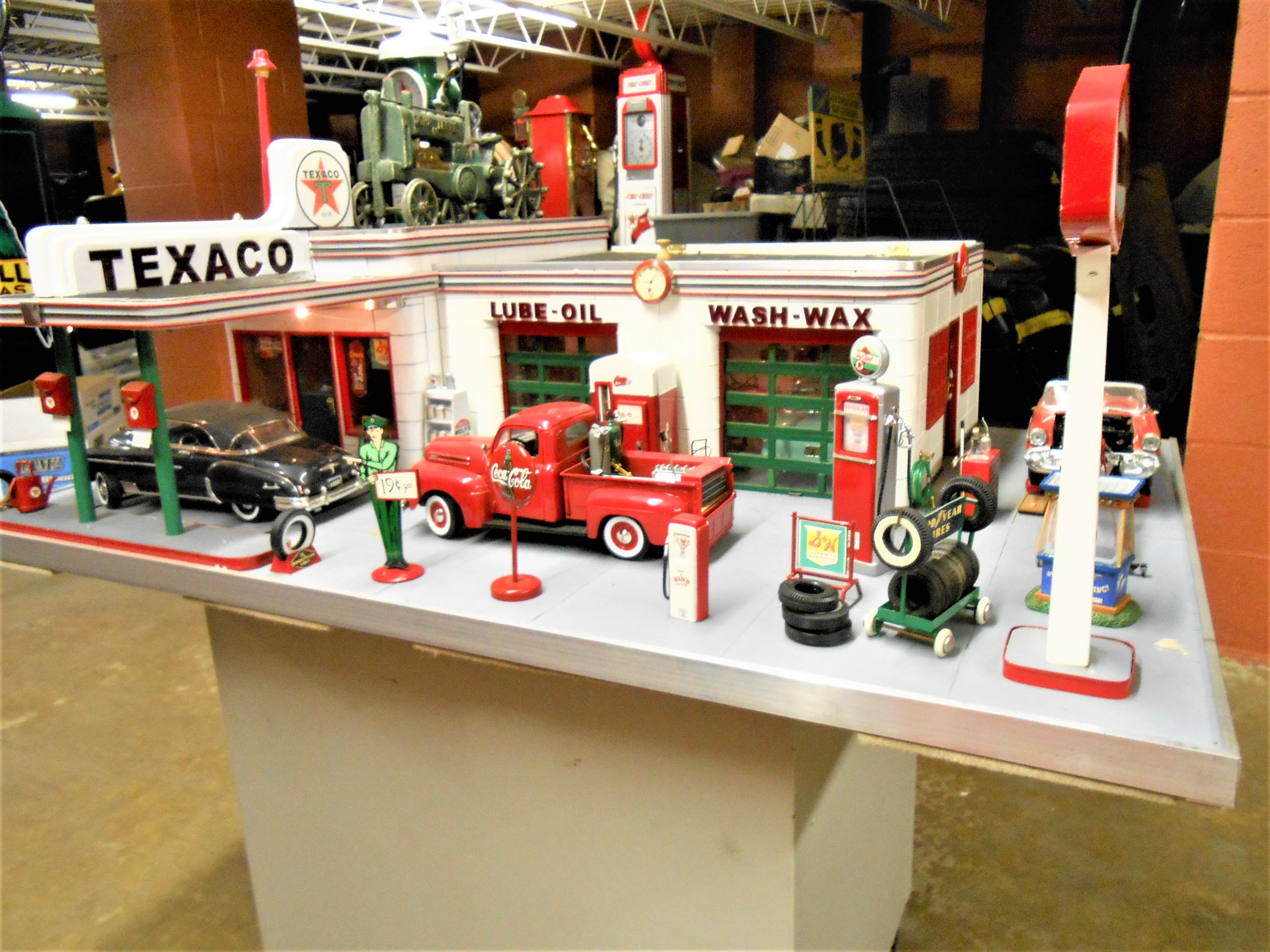 Texaco Gas Station Diorama
