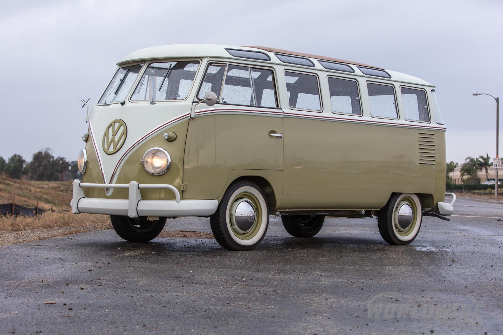 1960 Volkswagen 23-Window Microbus