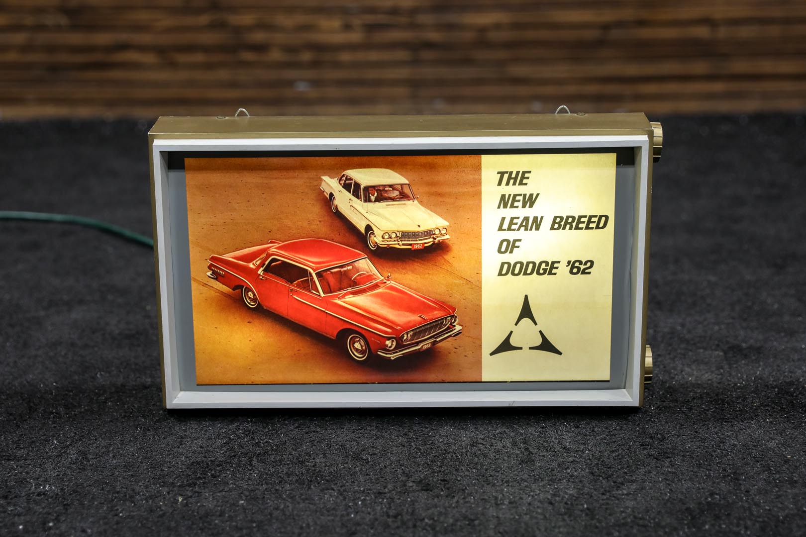  New Lean Breed-Dodge 1962 Ligh ted Display 