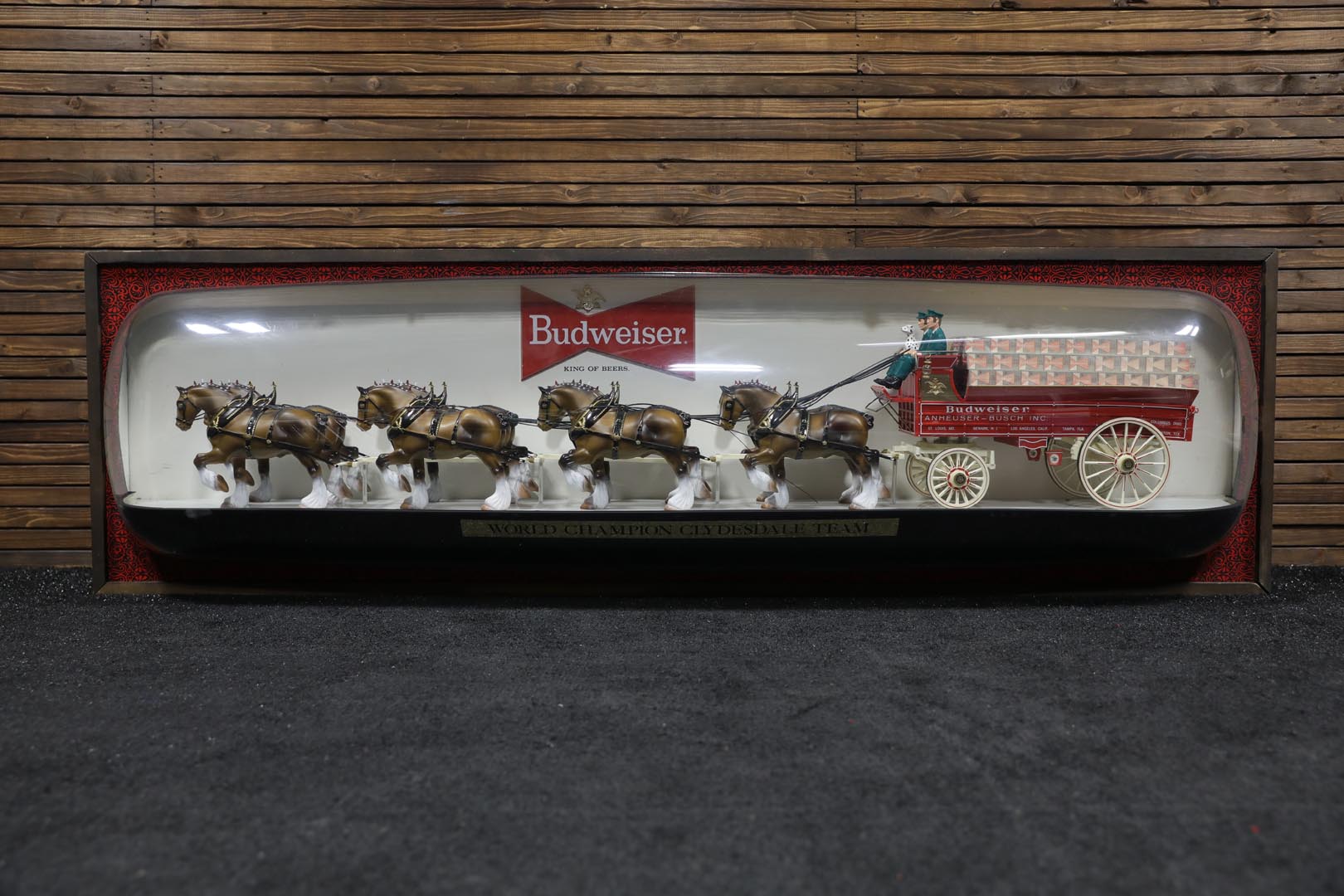 1970s Large Budweiser Beer Wagon and Clydesdale Horses Lighted Sign