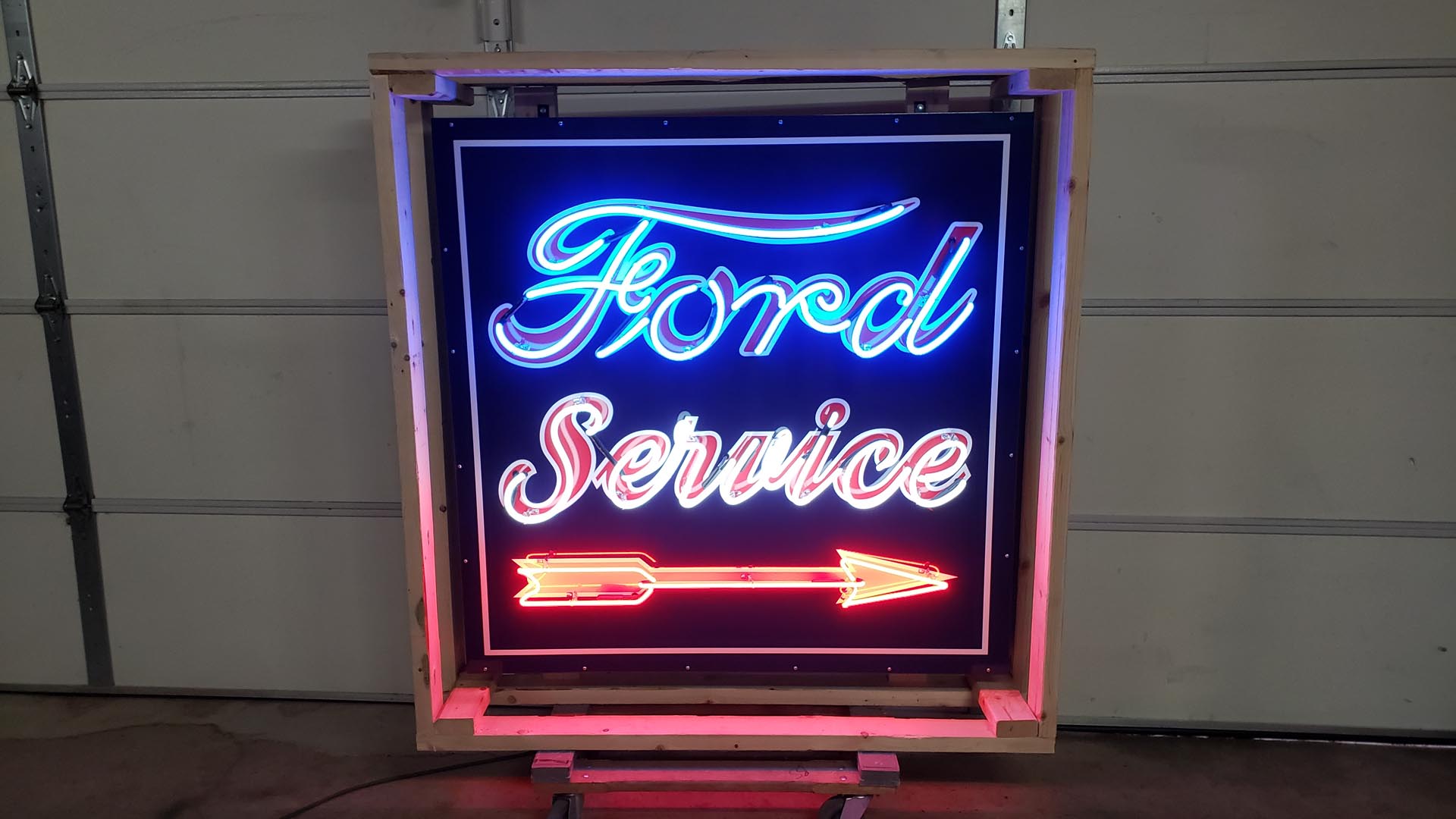 Custom Ford Script Service Ani mated Neon Lighted Sign 