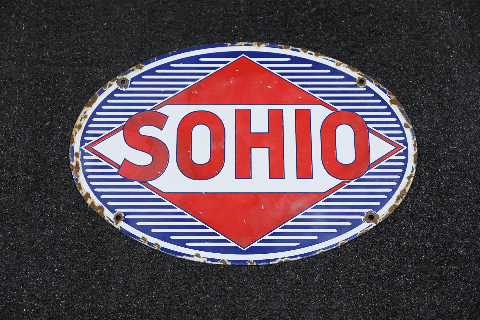  Sohio Gas Single-Sided Porcela in Pump Plate - Medium 