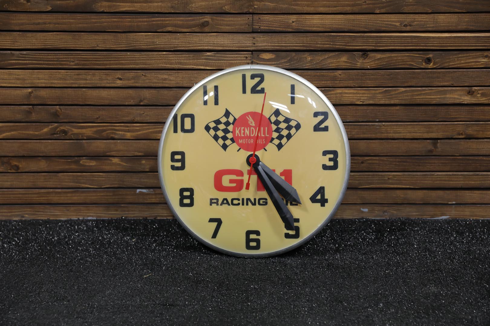  Original Kendall GT-1 Racing O il Lighted Clock 