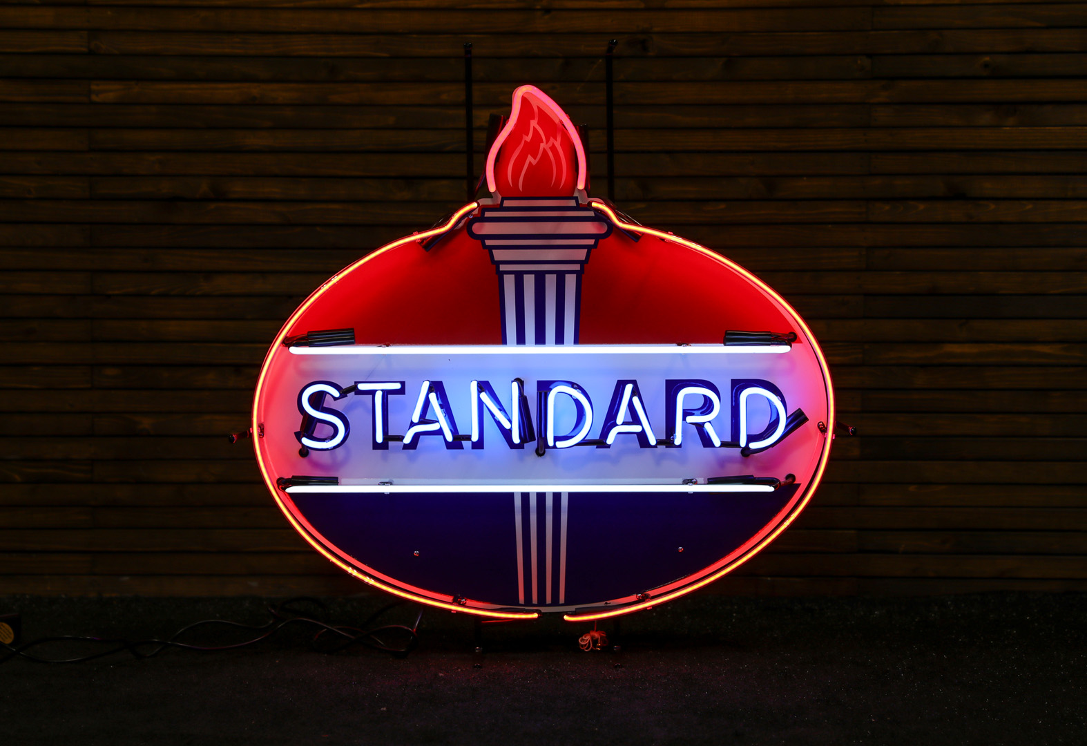  Custom Standard Oil Animated N eon Sign 