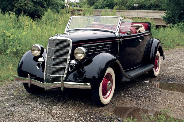 1935 Ford 48 Deluxe Roadster