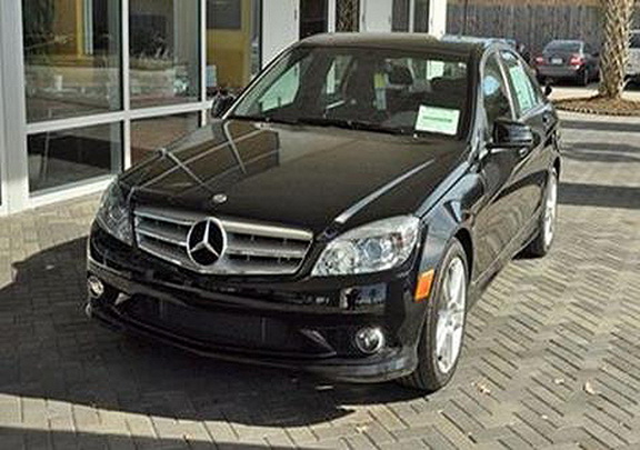 2010 Mercedes-Benz C300 Sedan