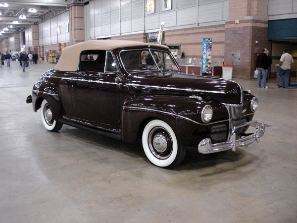 1941 Ford Super Deluxe Convertible Coupe