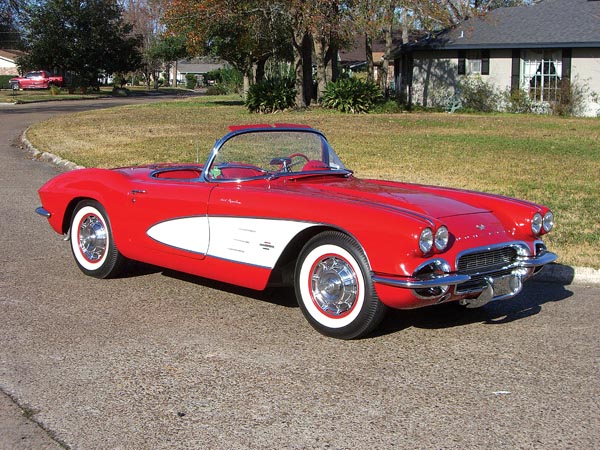 1961 Chevrolet Corvette Fuel-Injected Roadster