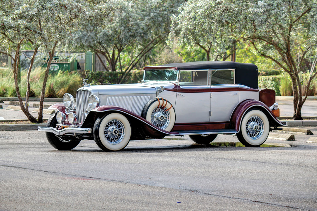 1932 Auburn Twelve Convertible Sedan