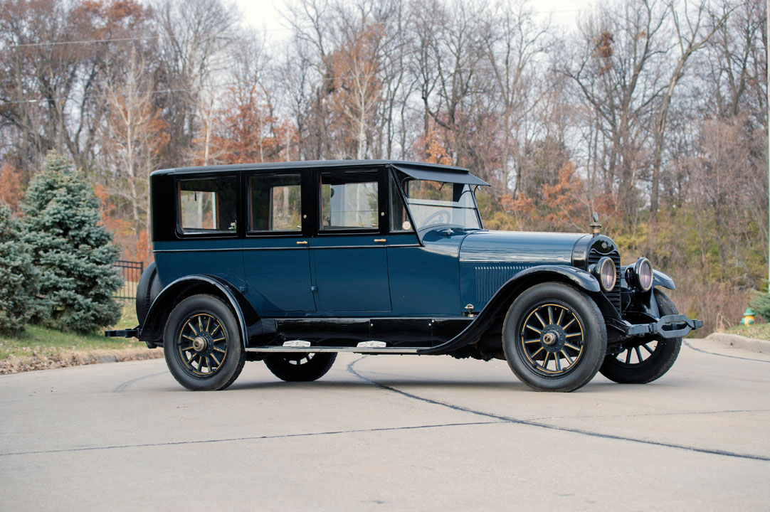 1922 Lincoln Model L Lang Limousine