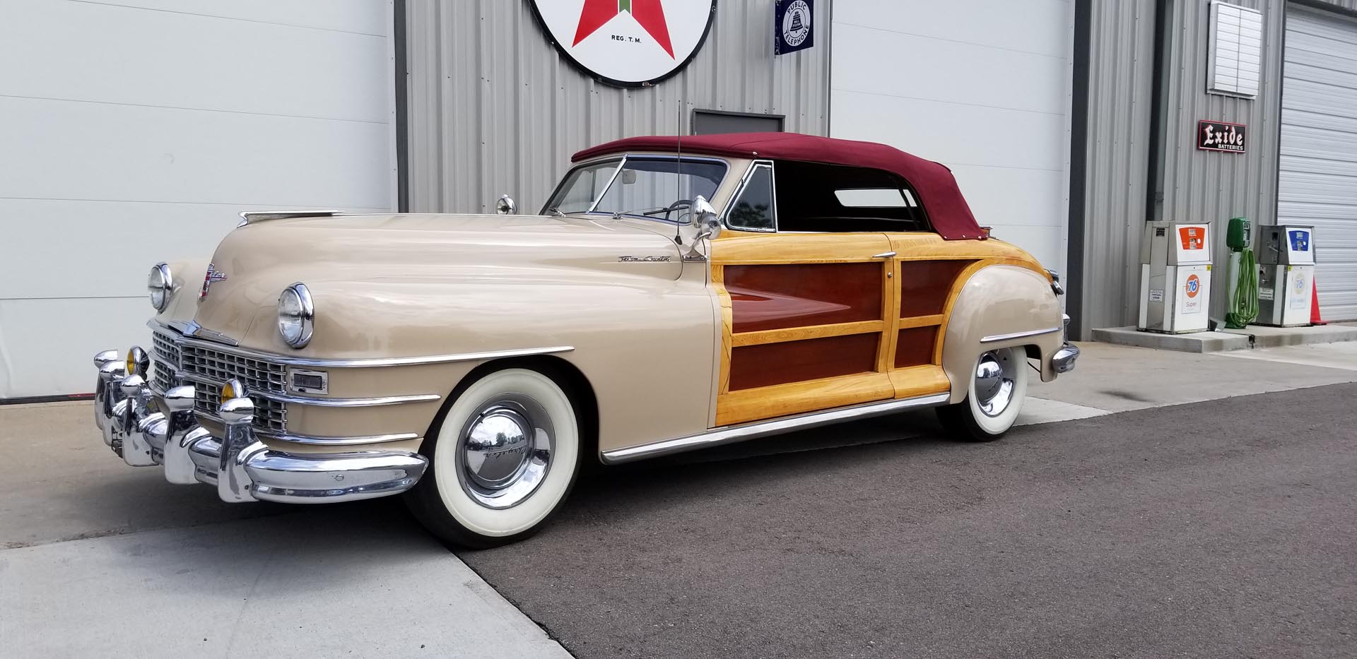 1947 Chrysler  Town & Country Convertible