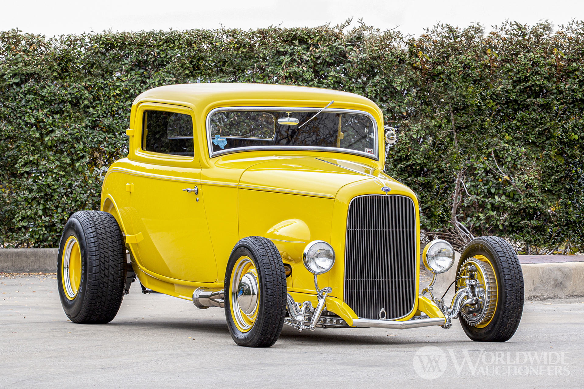 1932 Ford Model 18 Deuce Coupe Street Rod