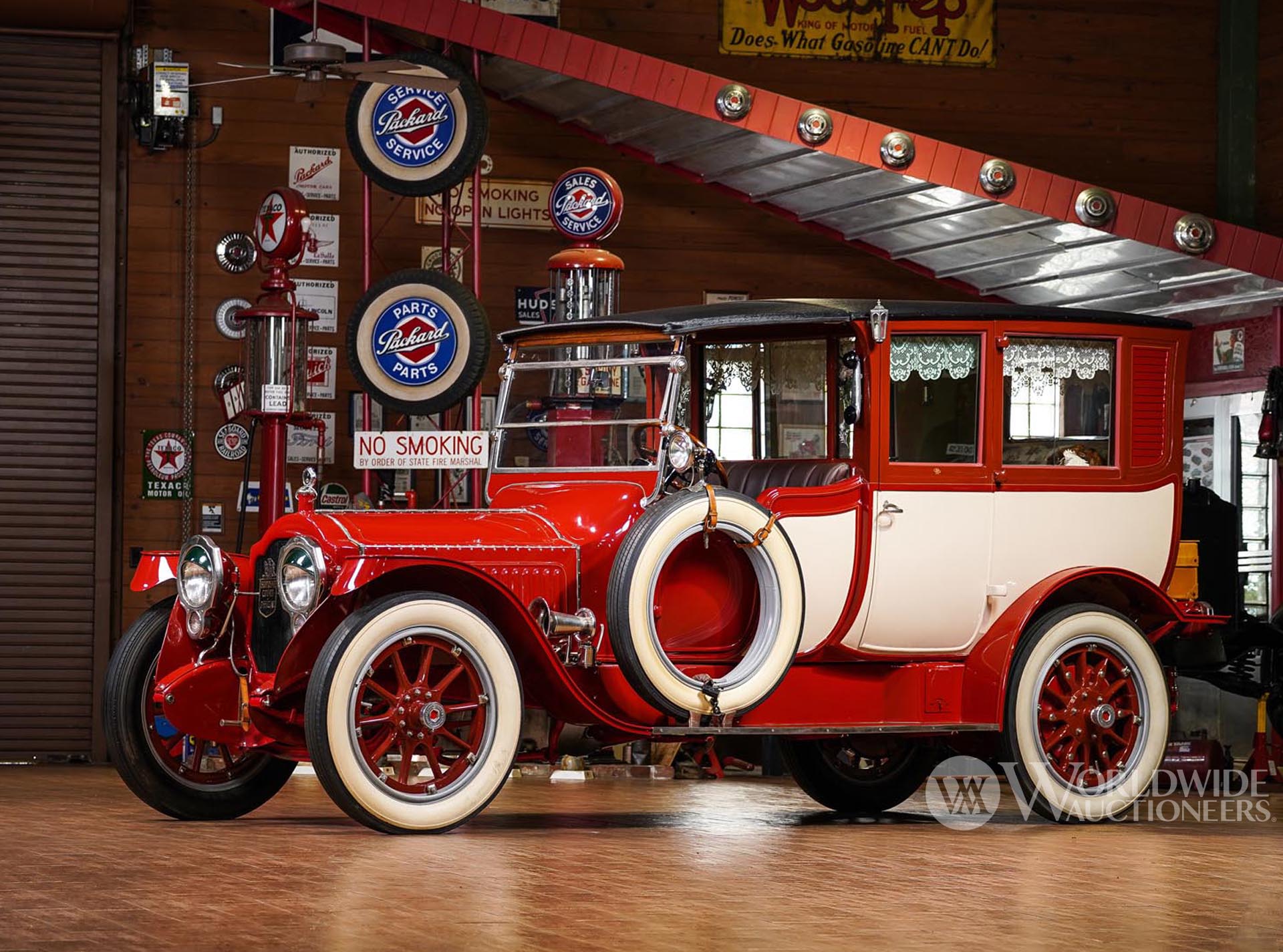 1916 Packard 1-35 Twin Six Town Car Limousine