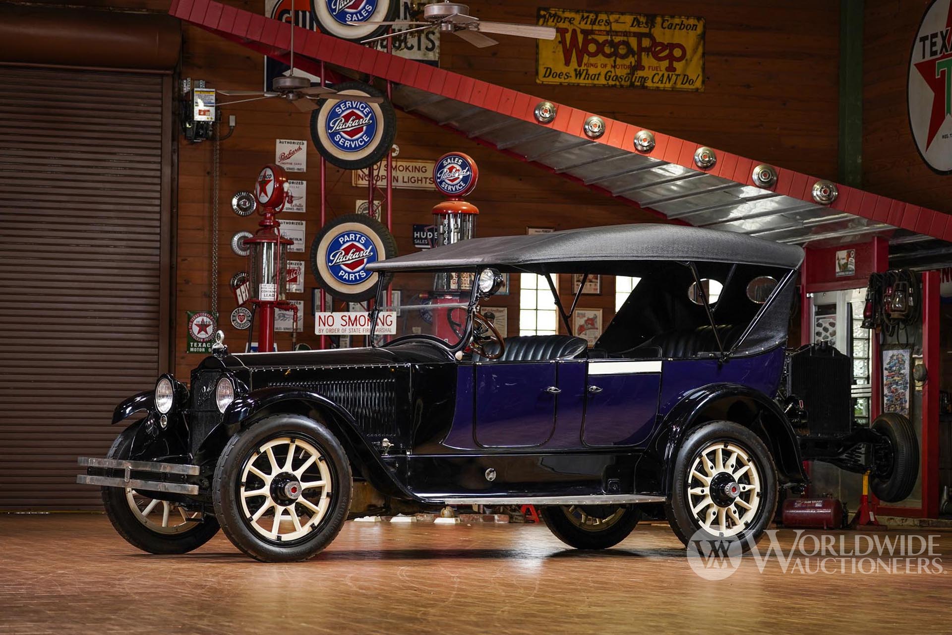 1919 Packard 3-35 Twin Six Seven-Passenger Touring