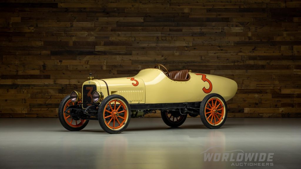 1915 Hudson Boattail Racer