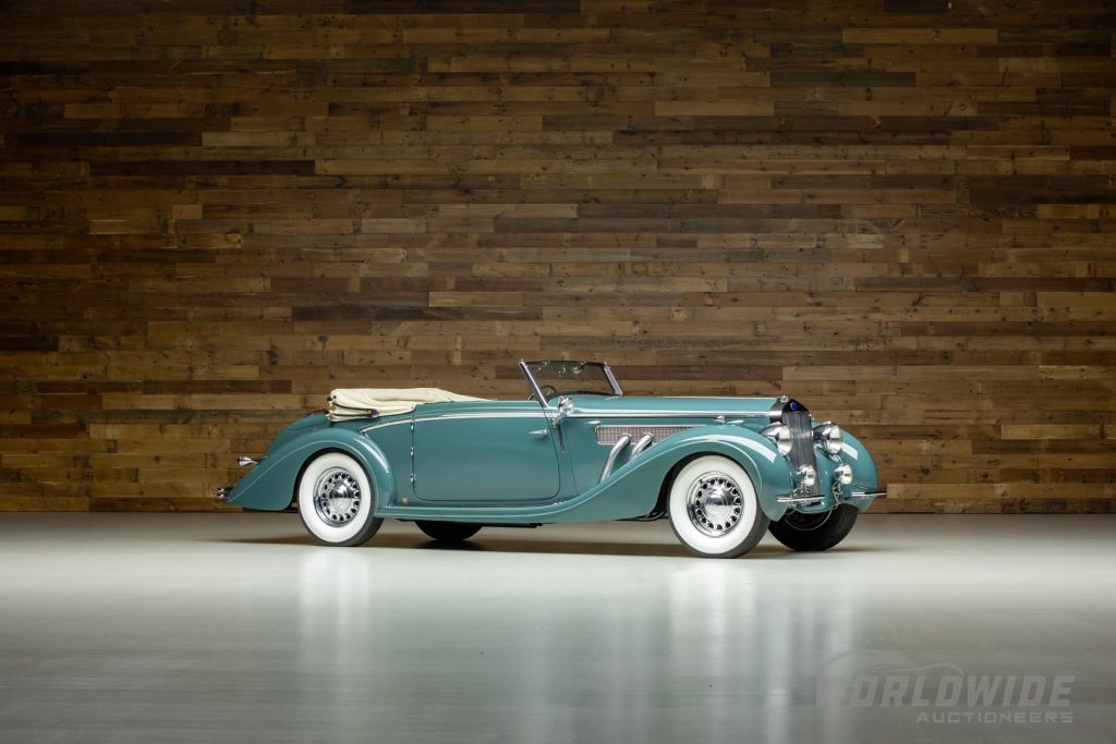 1937 Delage D8-120 Cabriolet