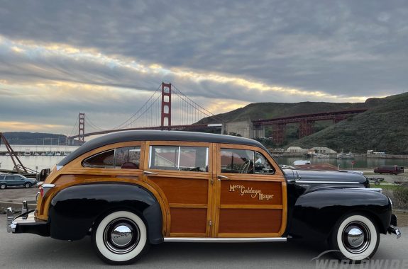 1941 Chrysler Town & Country ‘Barrelback’ Station Wagon