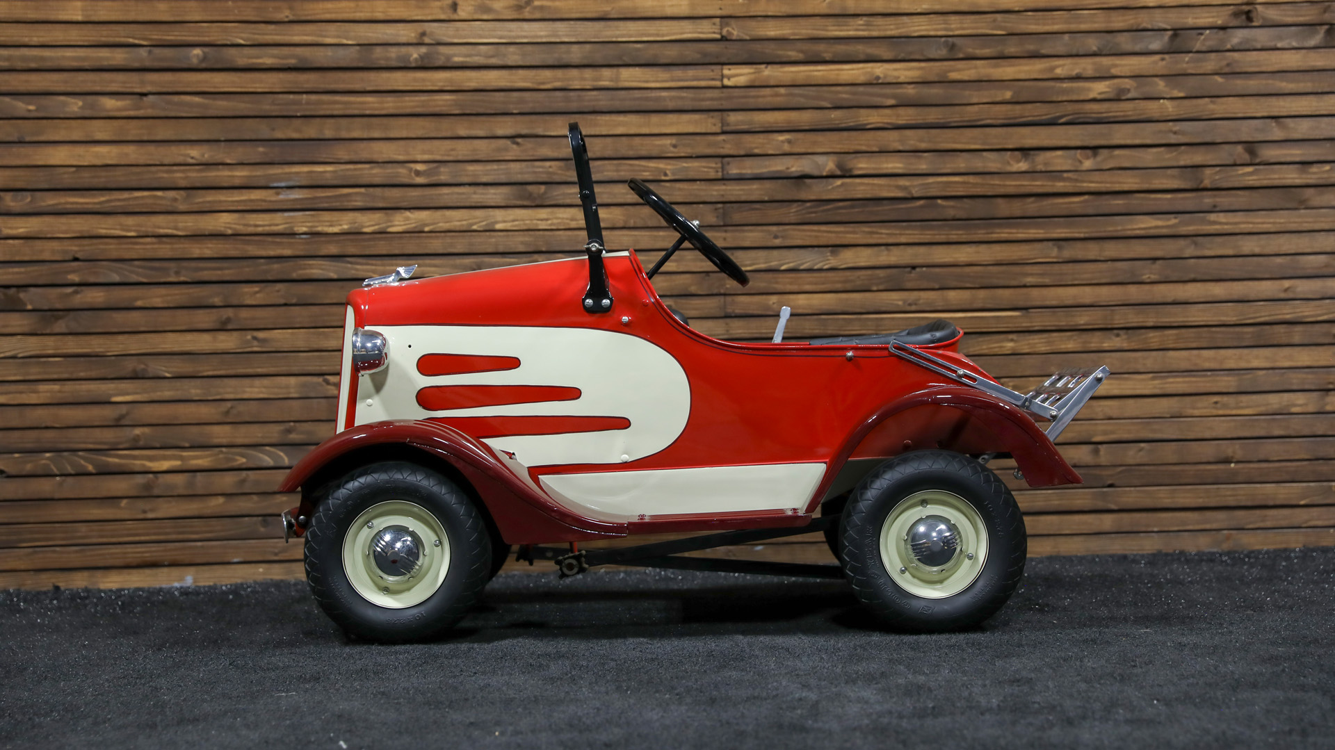 1930s-Style Roadster Pedal Car  by Steelcraft